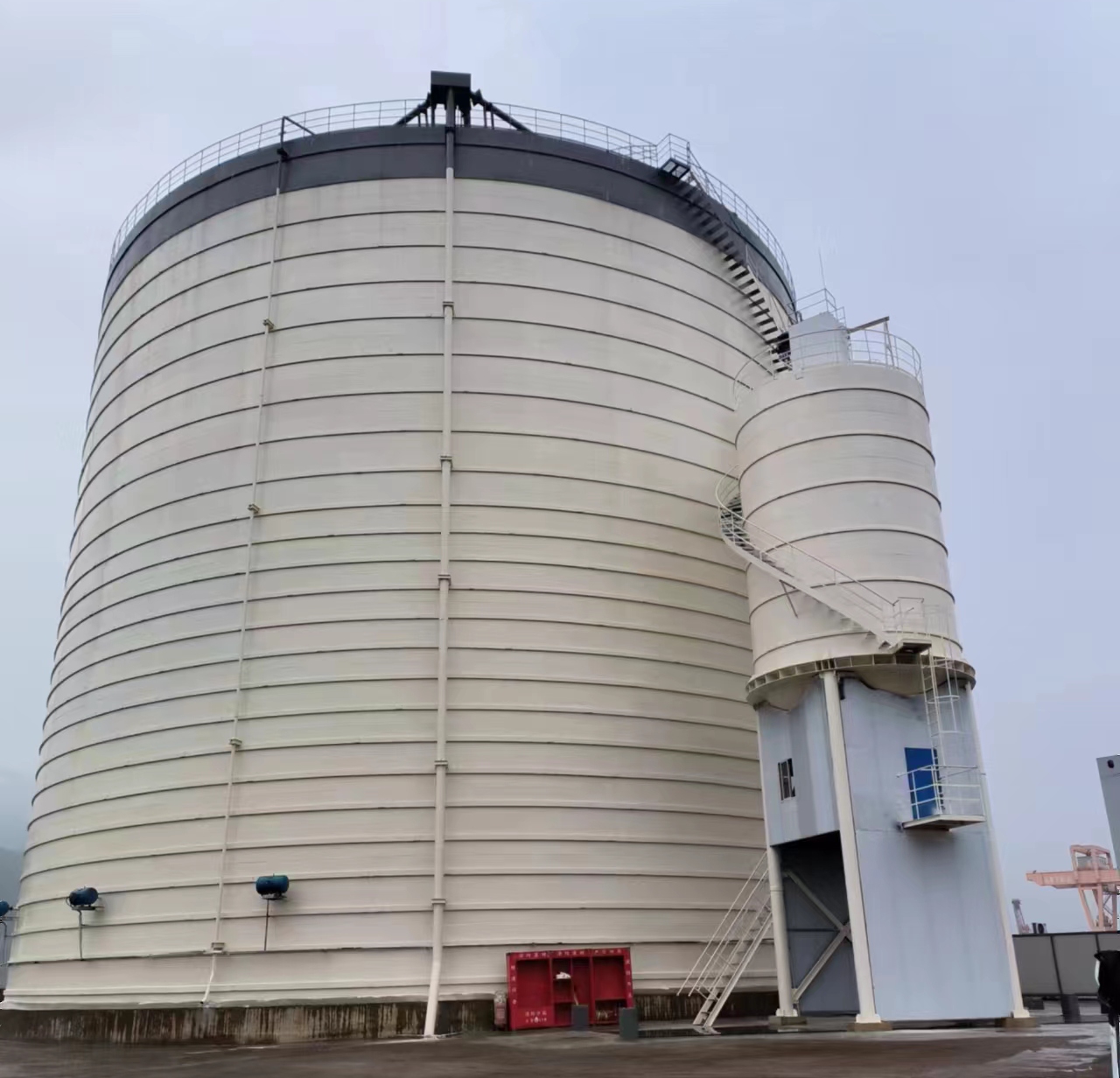 青川10万吨水泥钢板库